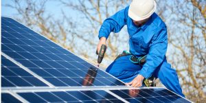 Installation Maintenance Panneaux Solaires Photovoltaïques à La Neuville-à-Maire